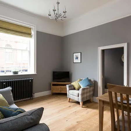 Fossgate Bridge Apartment